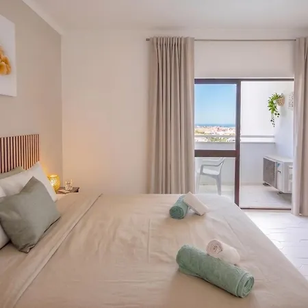 Premium Sea View Flat - 3 Pools, Jacuzzi & Bar 公寓 *