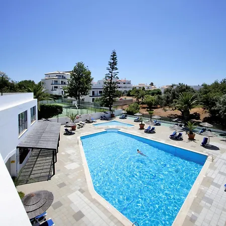 Premium Sea View Flat - 3 Pools, Jacuzzi & Bar * Albufeira